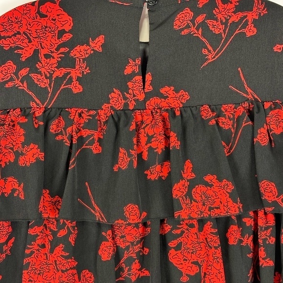 Women's Floral Peplum Layered Mini Dress - Picture 4 of 6